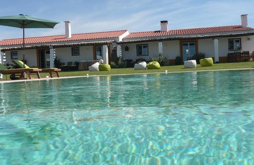 Baiona Villa | Villa 'Casa Do Sal' with Shared Pool, Terrace and Wi-Fi