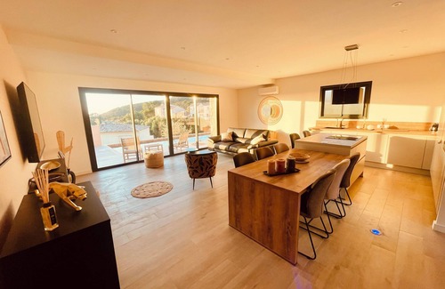 Palasca Villa | Villa « Casa Maredda » Bord de mer Avec Piscine