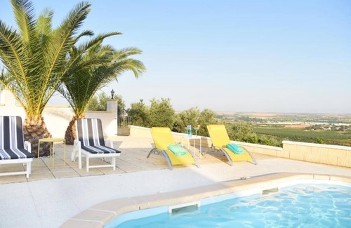 Lora Del Rio Villa | Villa "Casa Rural Bella Vista" with Mountain View, Garden, Pool & Wi-Fi