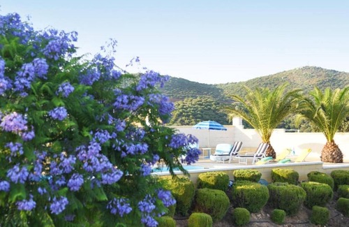 Lora Del Rio Villa | Villa "Casa Rural Bella Vista" with Mountain View, Garden, Pool & Wi-Fi