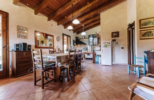 Pimentel House | Villa 'Casa Serra' with Mountain View, Wi-Fi and Air Conditioning