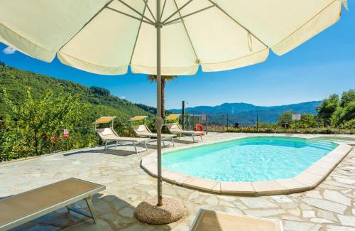 Castiglione di Garfagnana Villa | Villa Casale Le Selve