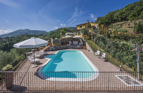 Casalguidi Villa | Villa Casalguidi - Luxury Villa with private pool