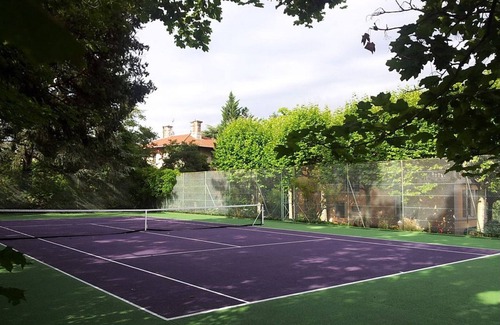 Vancia - Crepieux House | Villa Castel Furnished house