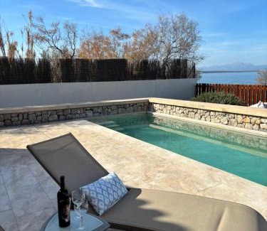 Colonia de Sant Pere Villa | Villa Catalá
