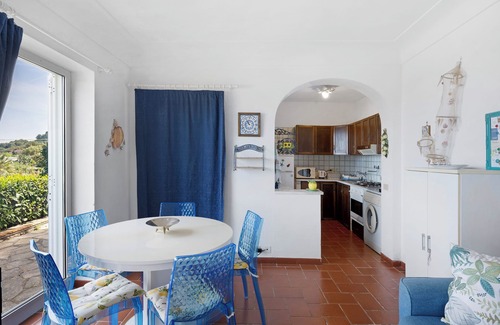 Tiberio Villa | Villa "Caterina" with Sea View, Private Terrace & Wi-Fi