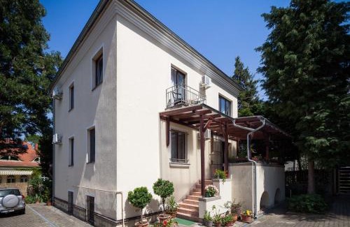 Sopron House | Villa Cecile