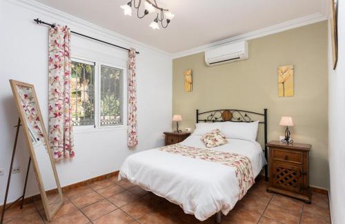 Nerja Villa | Villa Cecilia Large Private Pool AC WiFi