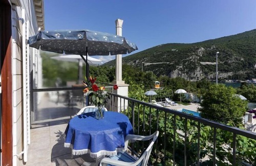 Mokosica Apartment | Villa Celenca - Double Room with Balcony and Sea View