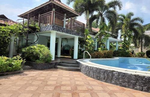 Tranca Villa | Villa Celine Laguna