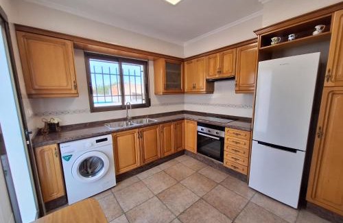 Vilamarxant Villa | Villa cerca de Valencia con piscina junto a la montaña
