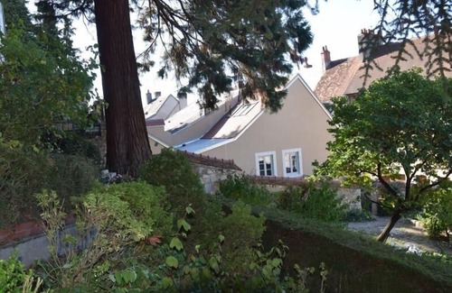 Chateauroux House | Villa Châteauroux, 2 bedrooms, 4 persons