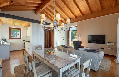 San Zeno di Montagna House | VILLA CHALET - total lake view, private heated pool, private garage, BBQ, fenced