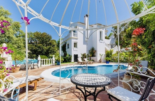 Urbanizacion el Rosario Villa | Villa Chantilly: A Tranquil Oasis in El Rosario, Marbella