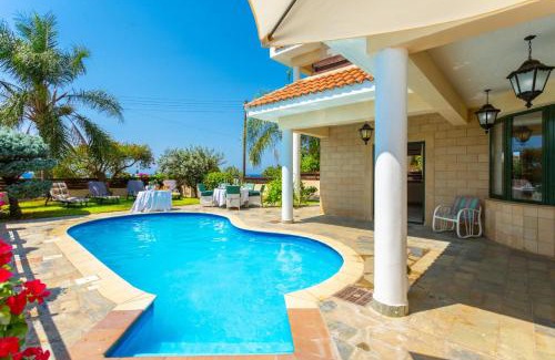 Ayia Marina Chrysochous Villa | Villa Charianna