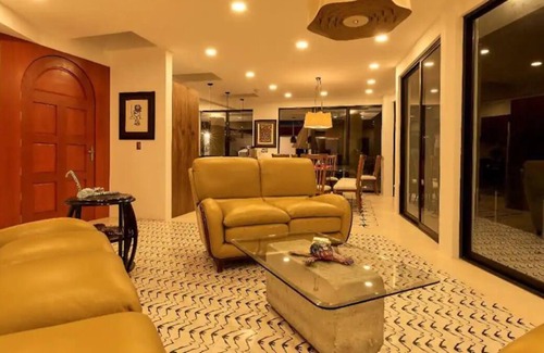 Oaxaca Villa | Villa Chicatanas Urban Oasis