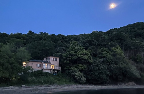 Shodoshima Villa | Villa Chillon