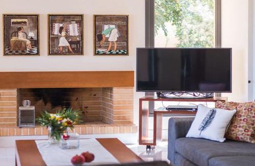 Marathi Villa | Villa Chloe by the sea