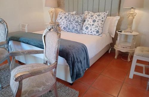 Porterville House | Villa ChoCoLatt Guest House and Porta Taverna Restaurant