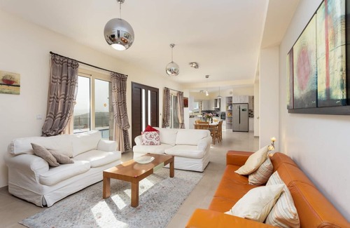 Pano Arodhes Villa | Villa Christel - Four Bedroom Villa, Sleeps 9
