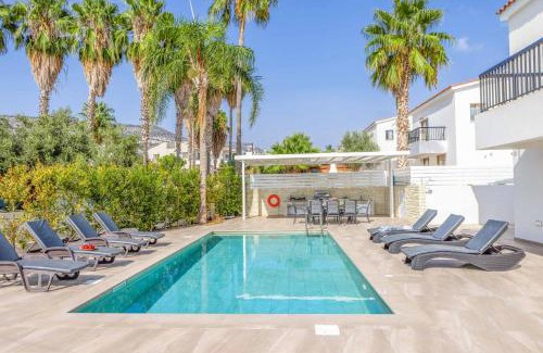Peyia Town Villa | Villa Christina Coral