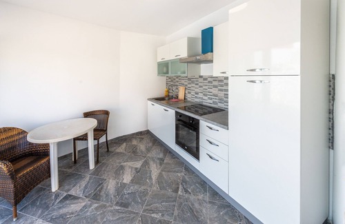 Zrce Villa | Villa Christina - room for up to 4 people with pool, max. capacity 30 people