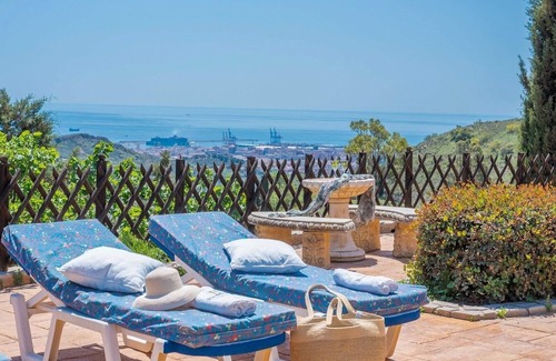 Puerto de la Torre Villa | Villa Cielo Málaga by Ruralidays