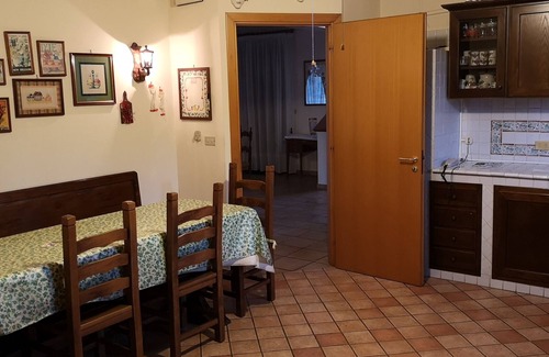 Acireale House | Villa Cinzia - garden and privacy included! - English spoken