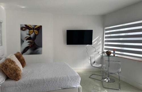 East Little Havana Apartment | Villa Clara Super Studio