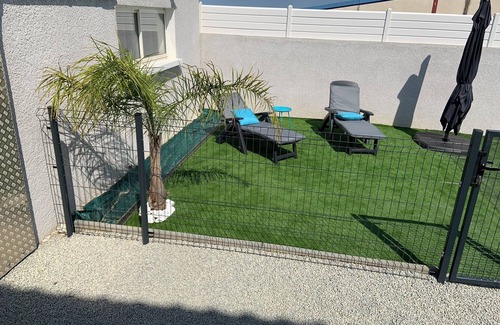 Ponteilla House | Villa Climatisée, 2 Chambres, 6 Personnes Jardin et Piscine, Emplacement Idéal