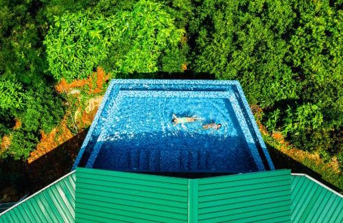 Glacis Apartment | Villa Club Tropicana Carana with infinity pool