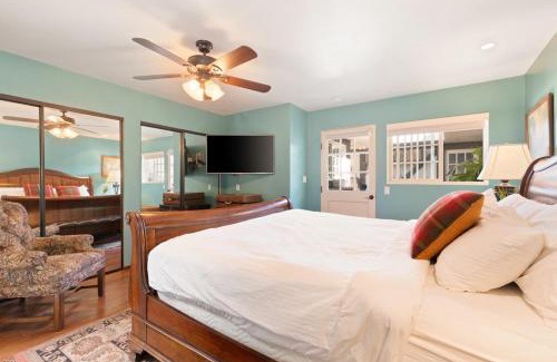 Warm Sands Villa | Villa Coffee House