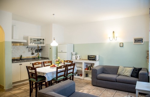 Fara in Sabina Apartment | Villa Collebelvedere - Apartament East - Home Restaurant