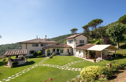 Rignano sull'Arno Villa | Villa Collesole by MMega