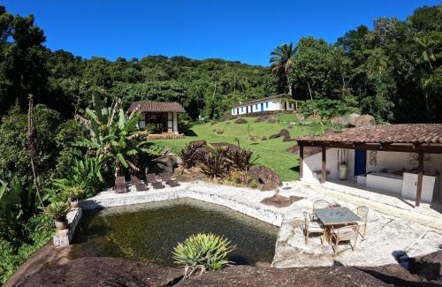 Ubatuba Villa | Villa com piscina, loft e 5 suítes - Praia do Léo