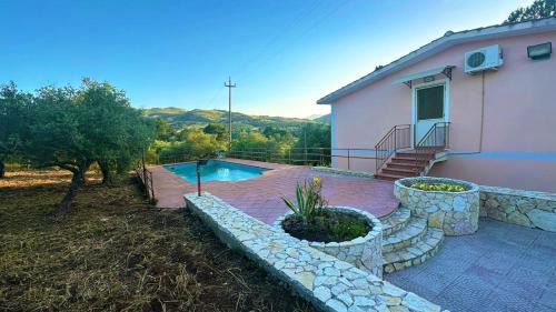 Ventimiglia di Sicilia House | Villa con Piscina