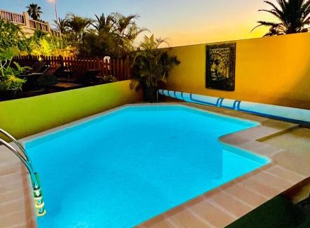 Puntillo del Sol Villa | Villa con piscina climatizada y vistas al mar