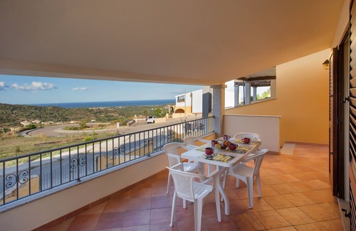 San Lorenzo House | Villa con Piscina - BUDONI