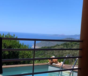 Villanova House | Villa Confina