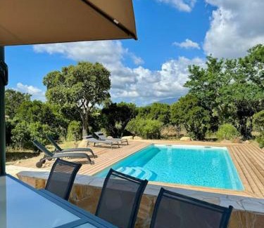 San-Gavino-di-Carbini Villa | Villa Confortable avec Piscine