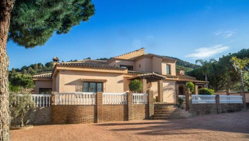 Pinos de Alhaurin Bed & Breakfast | Villa Conmigo Bed & Breakfast