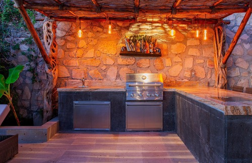 Cabo San Lucas Villa | Villa Costa Brava: Newly renovated. Beautiful Beach Steps Away. Promos available