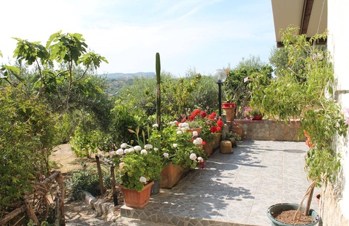 Altavilla Milicia Villa | Villa Costa Grande with garden and free parking, relaxation area