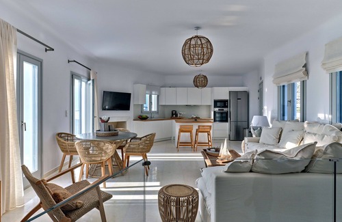 Pounta Villa | Villa Costa Pounda with 10 br and 3 private pools