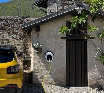 Cannobio Apartment | Villa Costantina with heated POOL