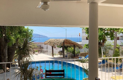 Farallon Villa | Villa Covadonga