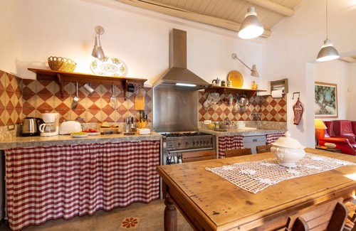 Ballata Villa | Villa 'Covo D Amuri' with Private Pool, Wi-Fi and Air Conditioning