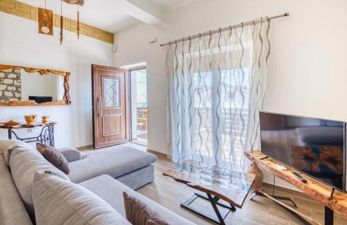 Soroni Villa | Villa Crypty