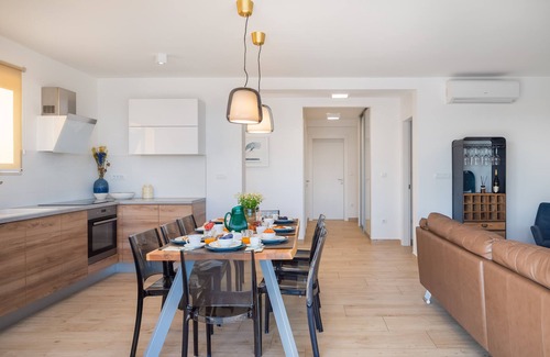 Rudine Villa | Villa Cvita with big pool near Split and Trogir
