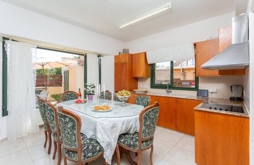 Ayia Marina Chrysochous Villa | Villa Olivetta - Three Bedroom Villa, Sleeps 7